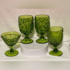 Vintage L.E. Smith Glass  "Moon and Stars" Goblets & Sherbet dish + 1 Bundle